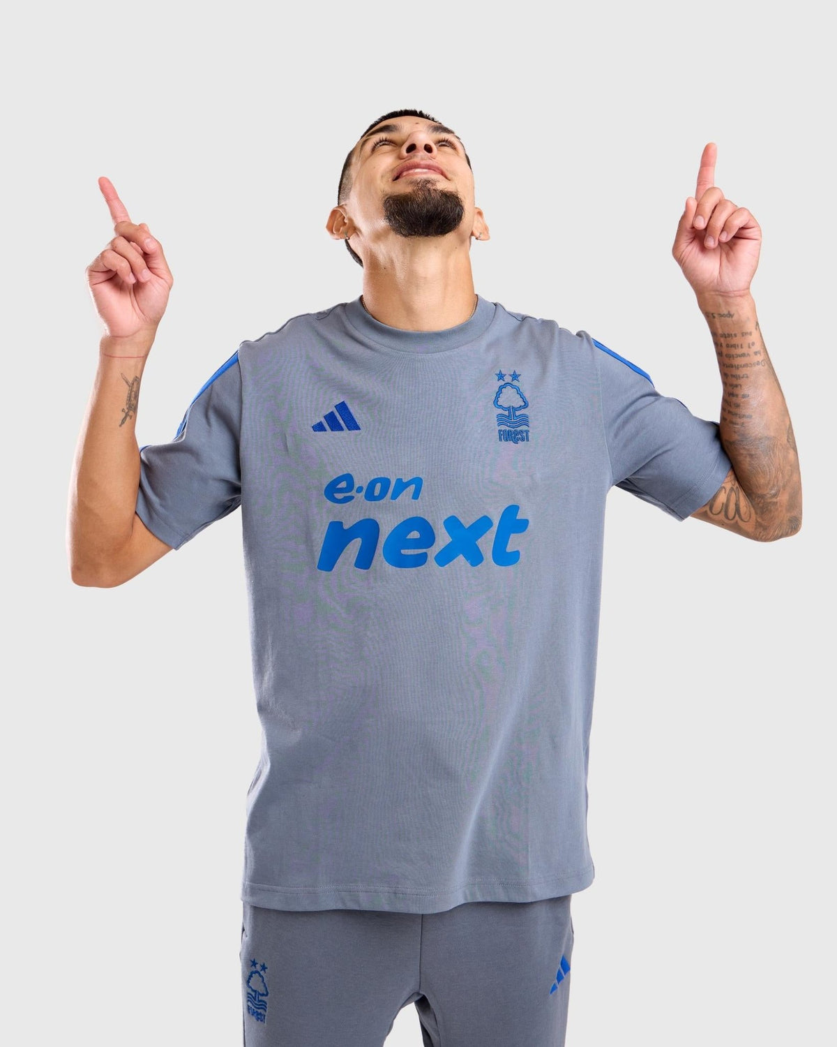 NFFC 26/27 Grey Coaches Leisure T-Shirt - Nottingham Forest FC
