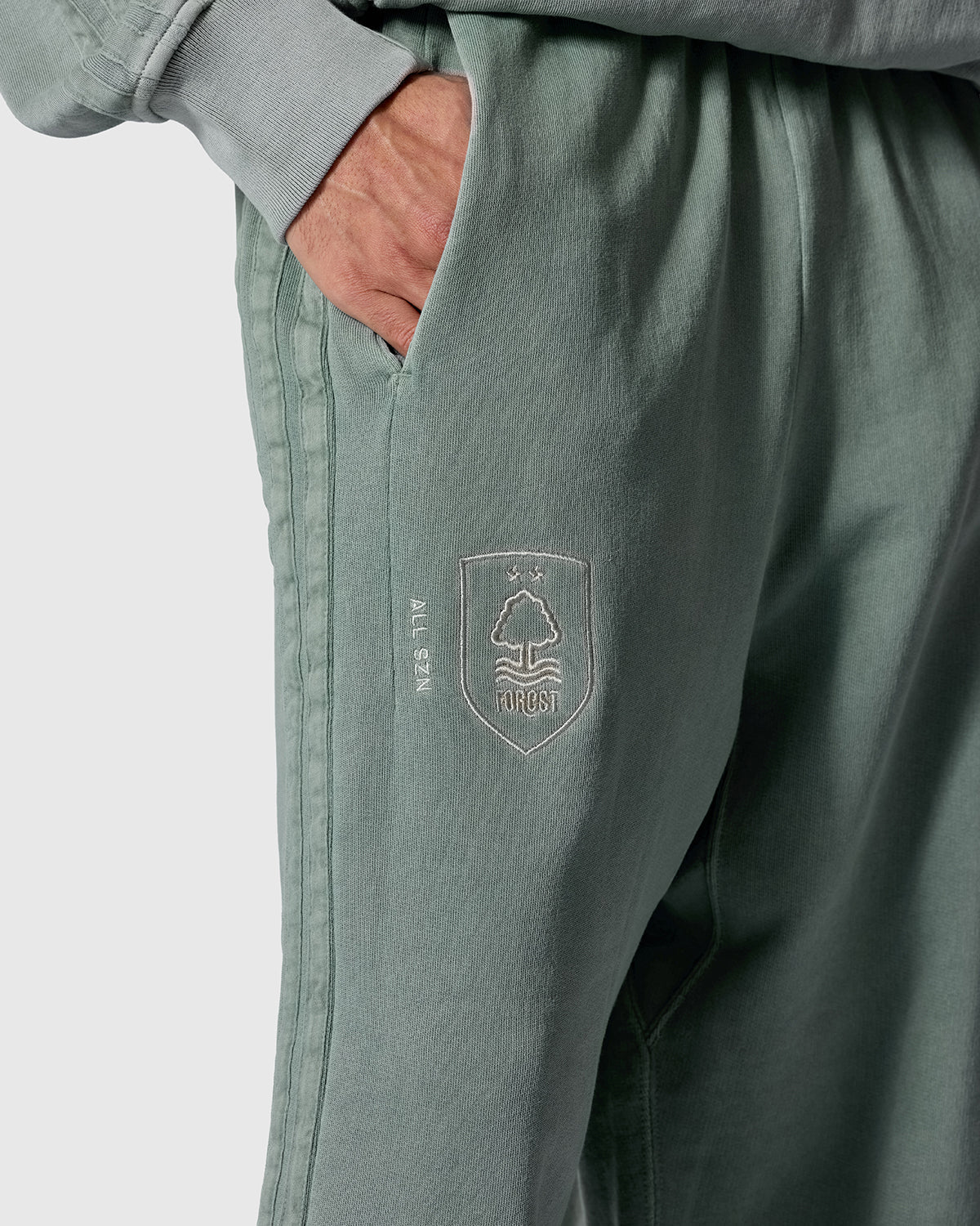 NFFC adidas Sage All SZN Pants - Nottingham Forest FC