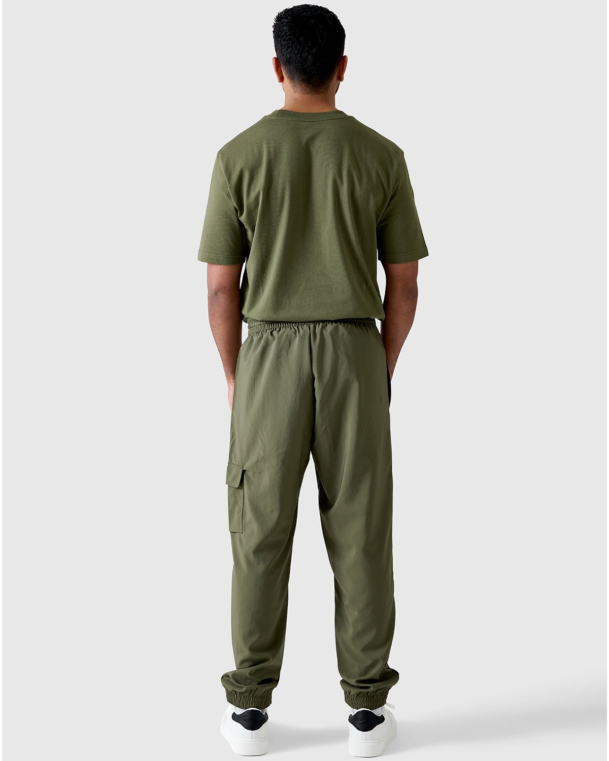 NFFC Adidas Small Logo Olive Cargo Pants - Nottingham Forest FC