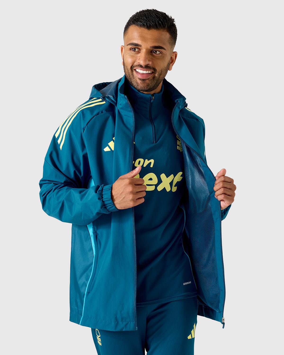 NFFC Coaches Training All Weather Jacket 25/26 - Nottingham Forest FC