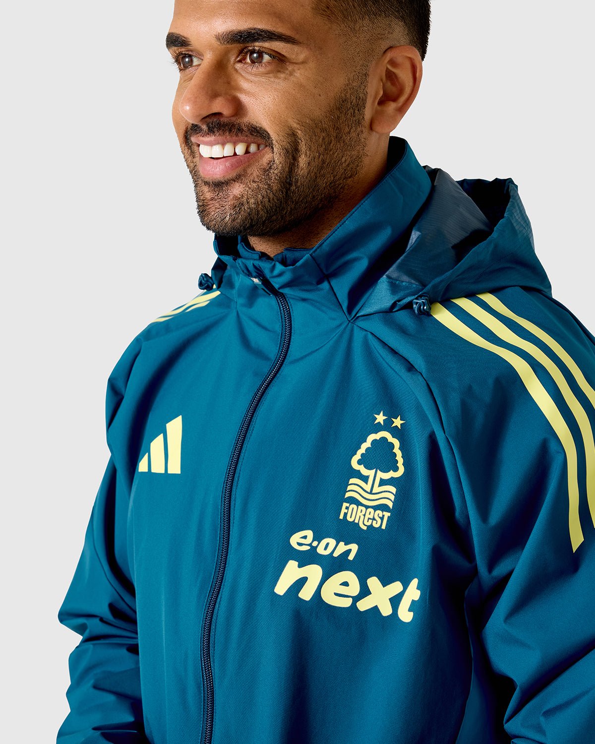 NFFC Coaches Training All Weather Jacket 25/26 - Nottingham Forest FC
