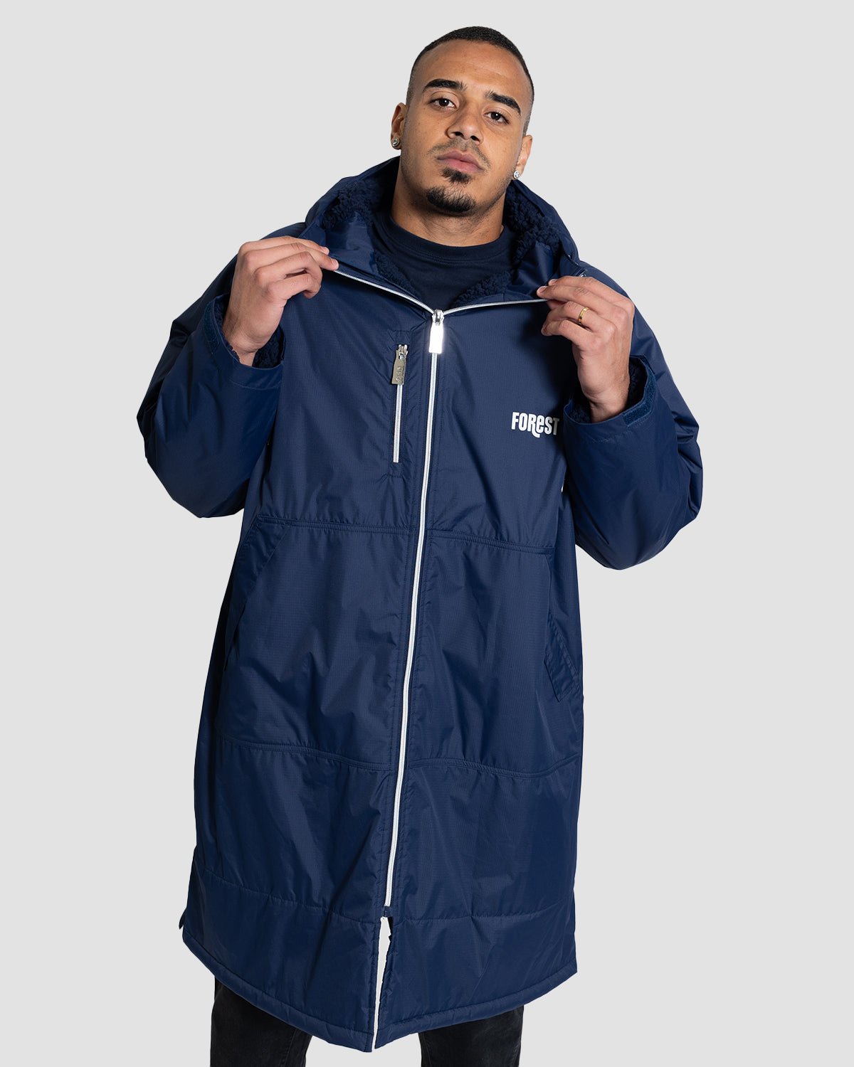 NFFC Navy Sherpa Lined Changing Robe - Nottingham Forest FC