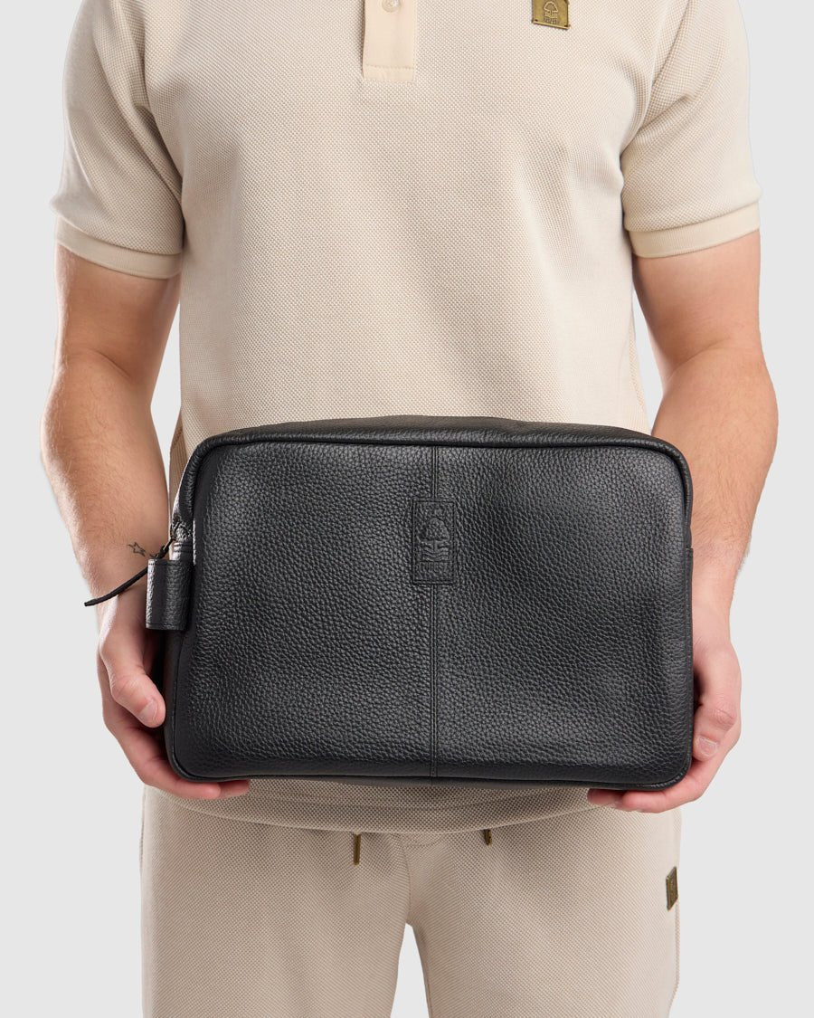 NFFC Pebble Leather Wash Bag - Nottingham Forest FC