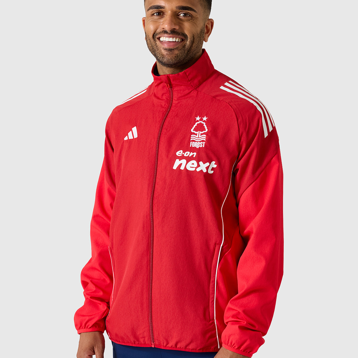 ウェア Nottingham Forest Roy 22 NFFC Red Walk Out Jacket 25/26 - Nottingham Forest FC