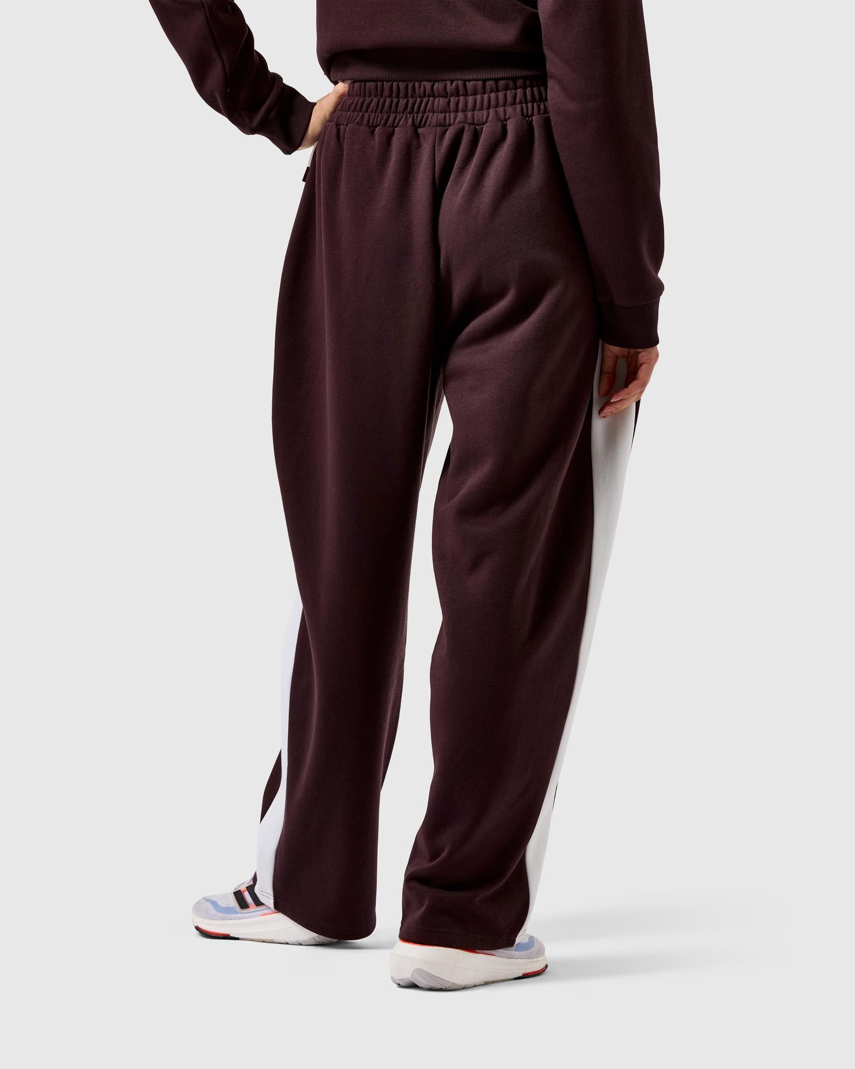 NFFC Women's Plum Plush Joggers