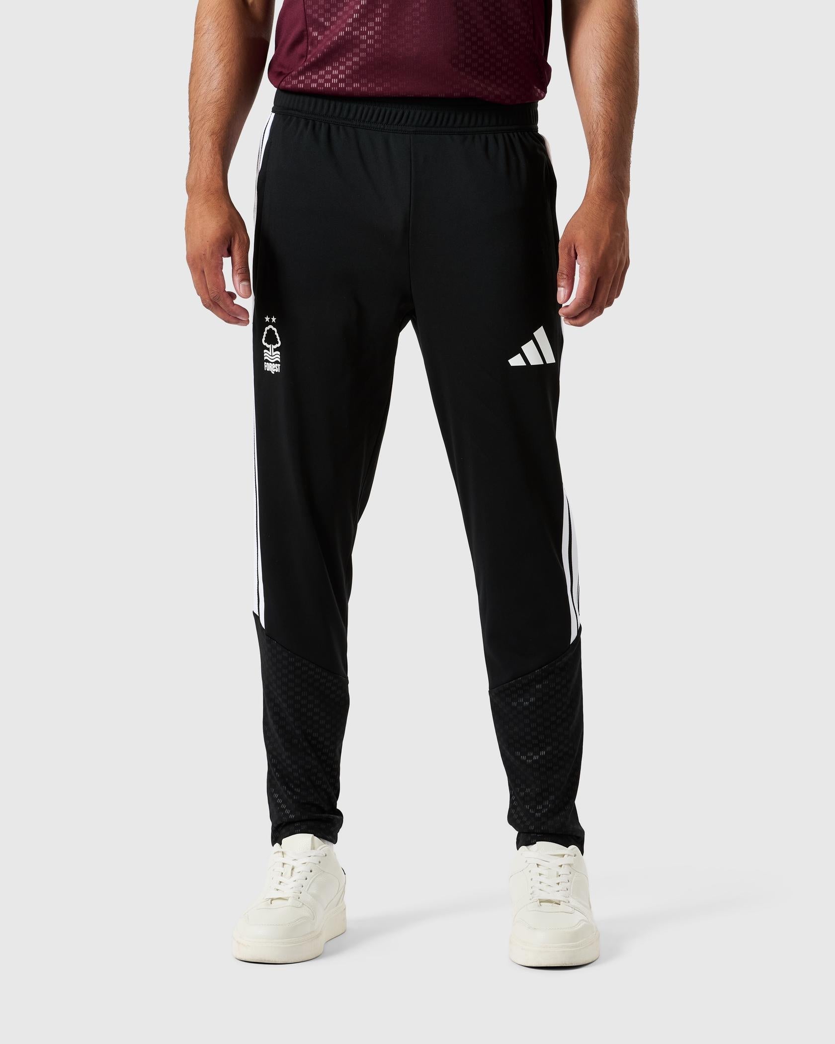 NFFC 26/27 Black Training Pants - Nottingham Forest FC