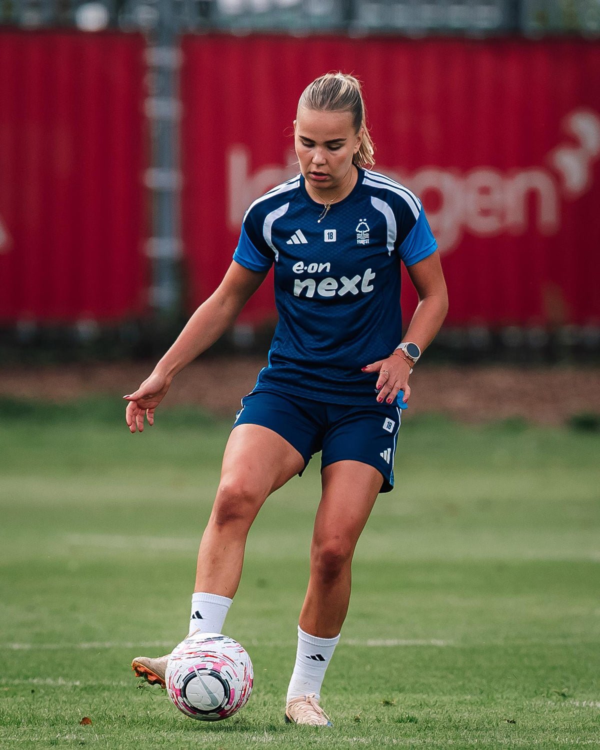 NFFC 26/27 Women's Navy Training Jersey - Nottingham Forest FC