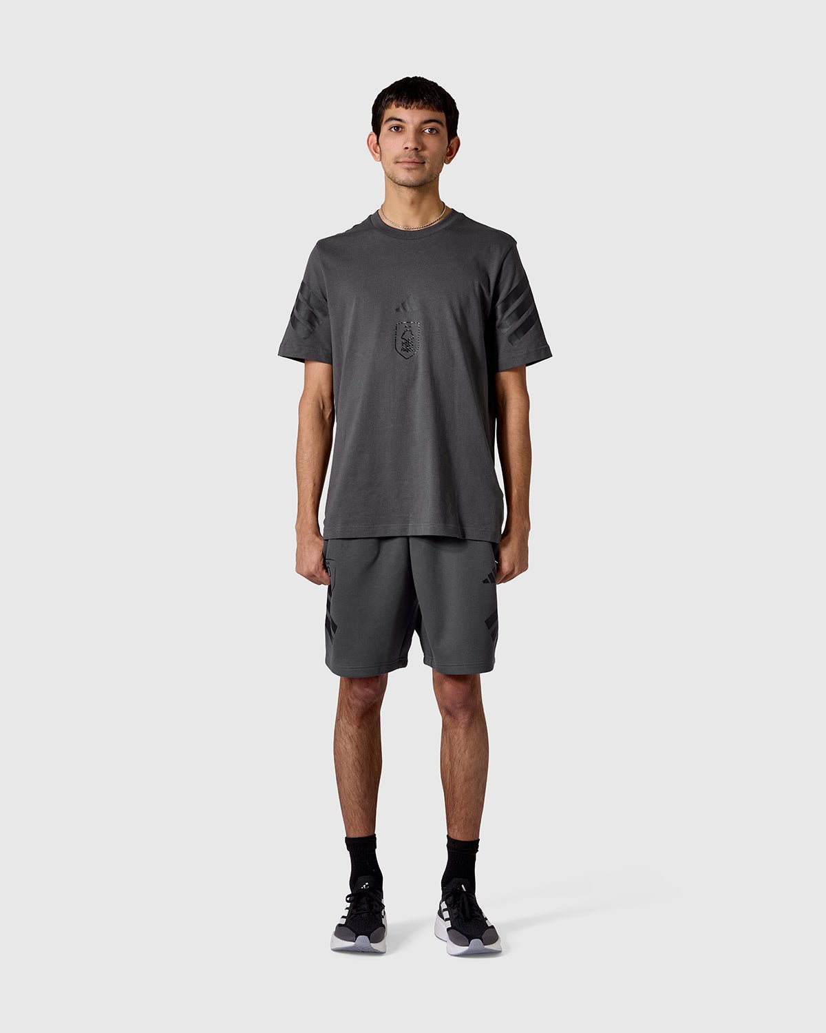 NFFC adidas Grey Future Icons 3-Stripe Shorts - Nottingham Forest FC