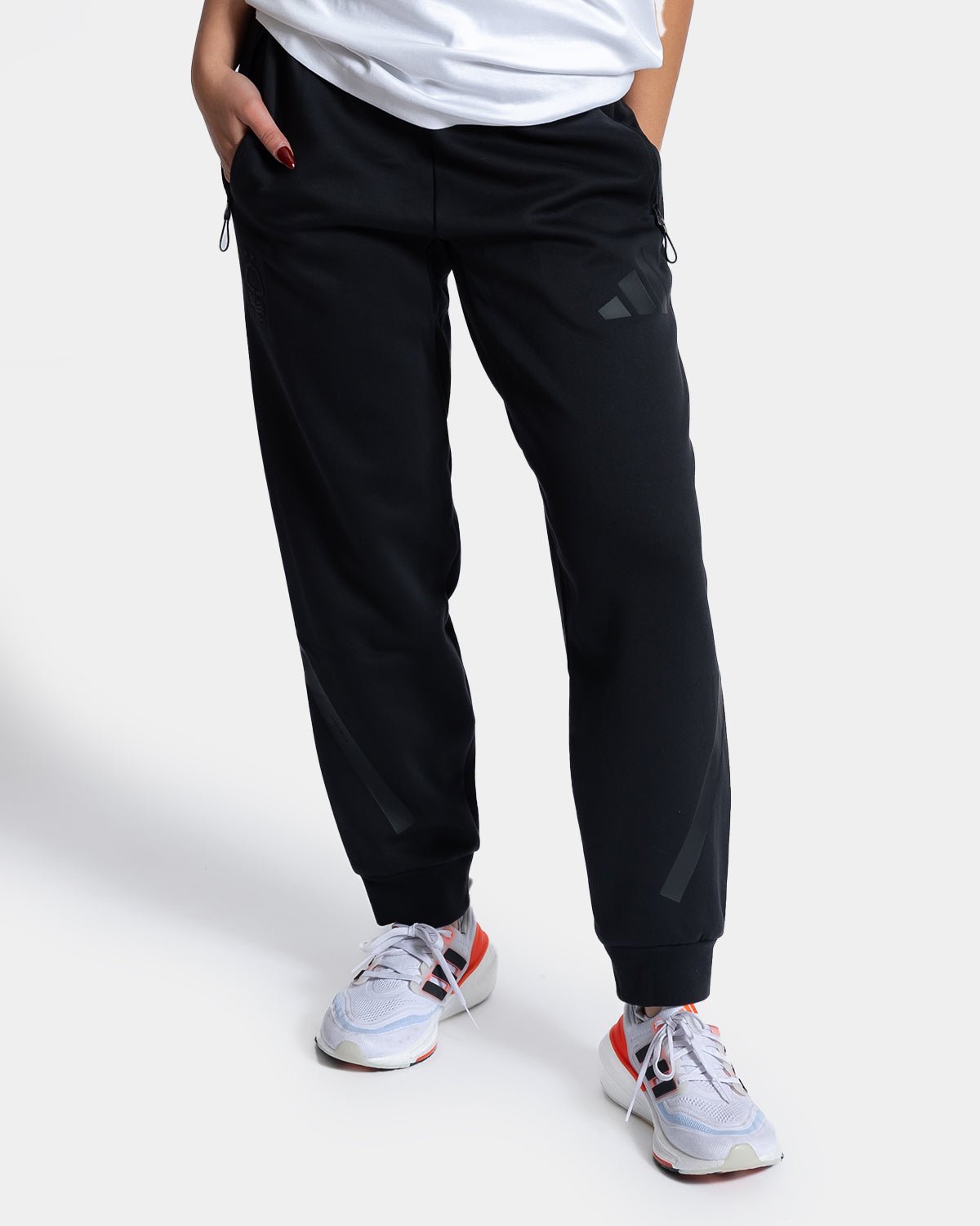 NFFC Black Z.N.E. Tracksuit Bottoms - Nottingham Forest FC