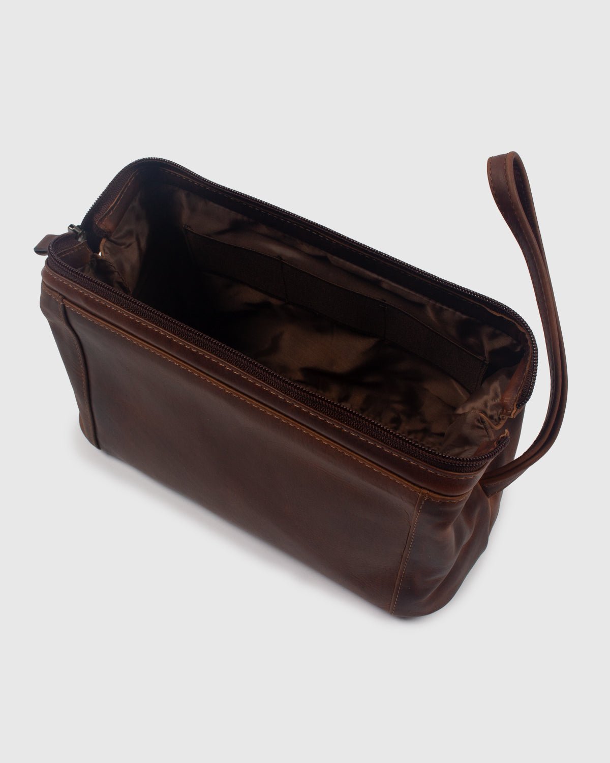NFFC Brown Leather Banded Wash Bag - Nottingham Forest FC