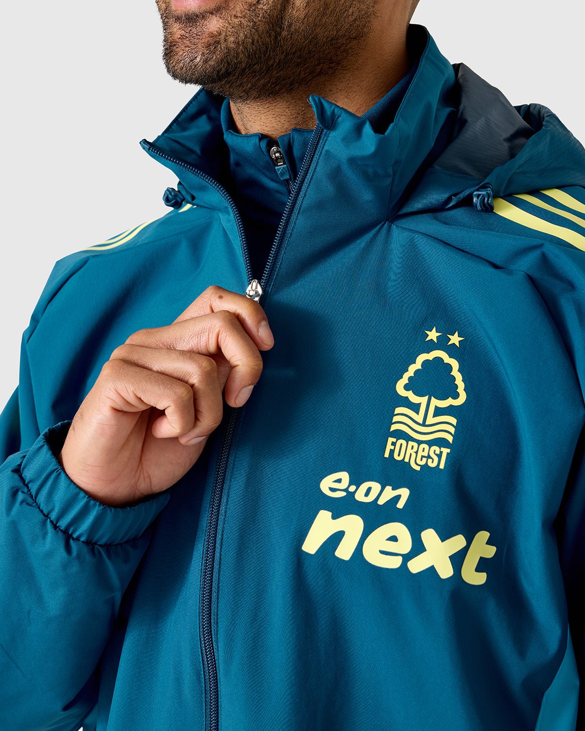 NFFC Coaches Training All Weather Jacket 25/26 - Nottingham Forest FC