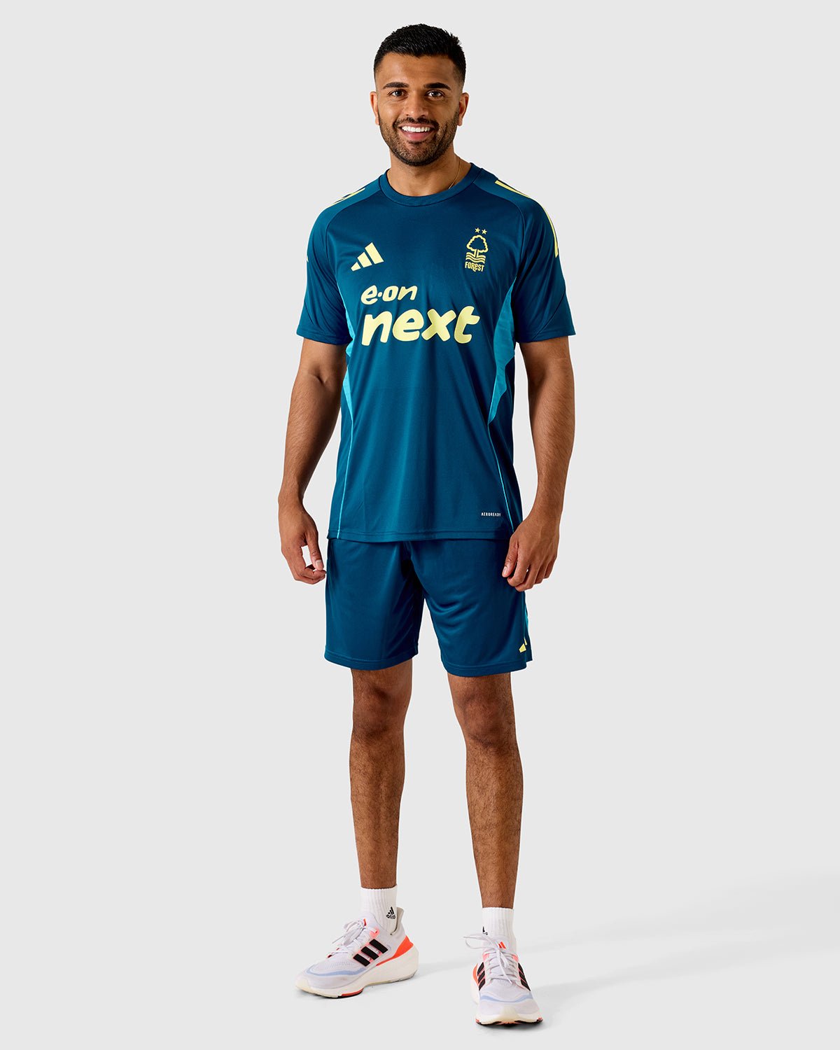 NFFC Coaches Training Shorts 25/26 - Nottingham Forest FC