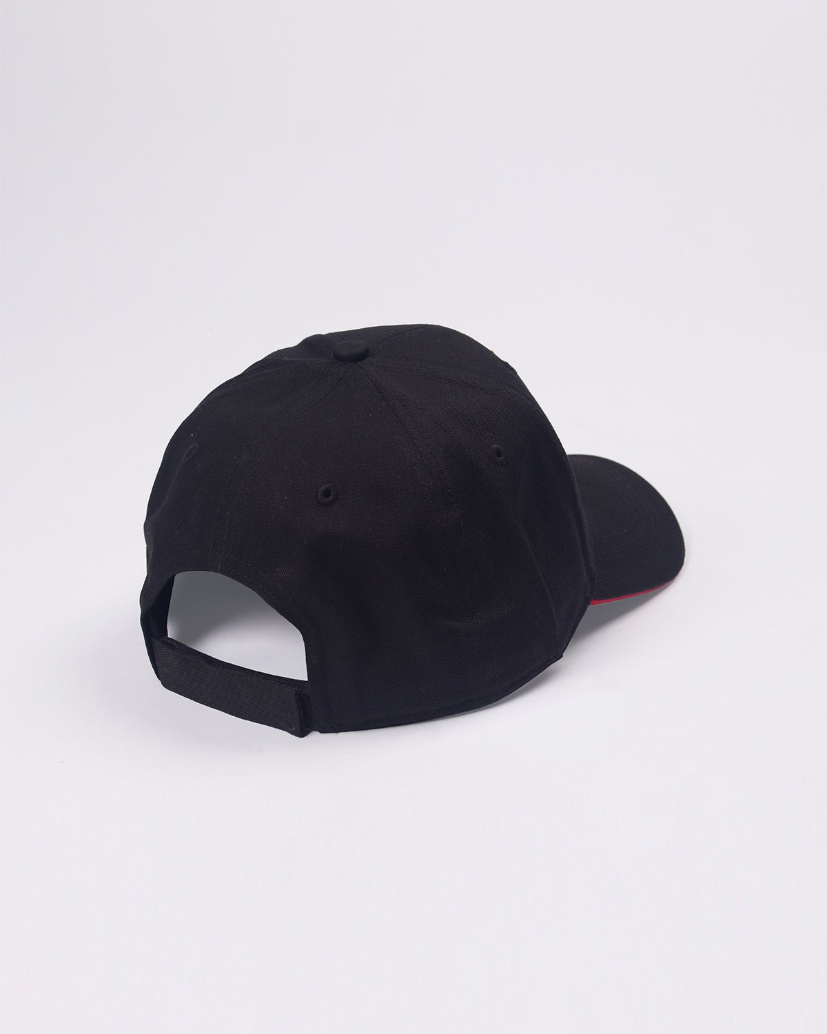 NFFC Core Black Crest Cap - Nottingham Forest FC