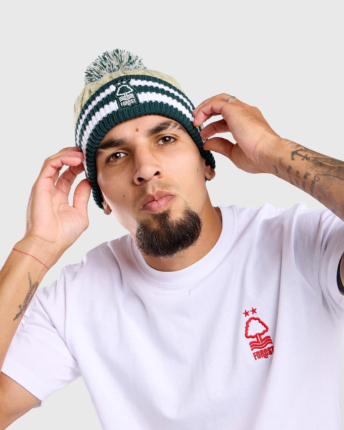 NFFC Green Stripe Cable Bobble Hat - Nottingham Forest FC