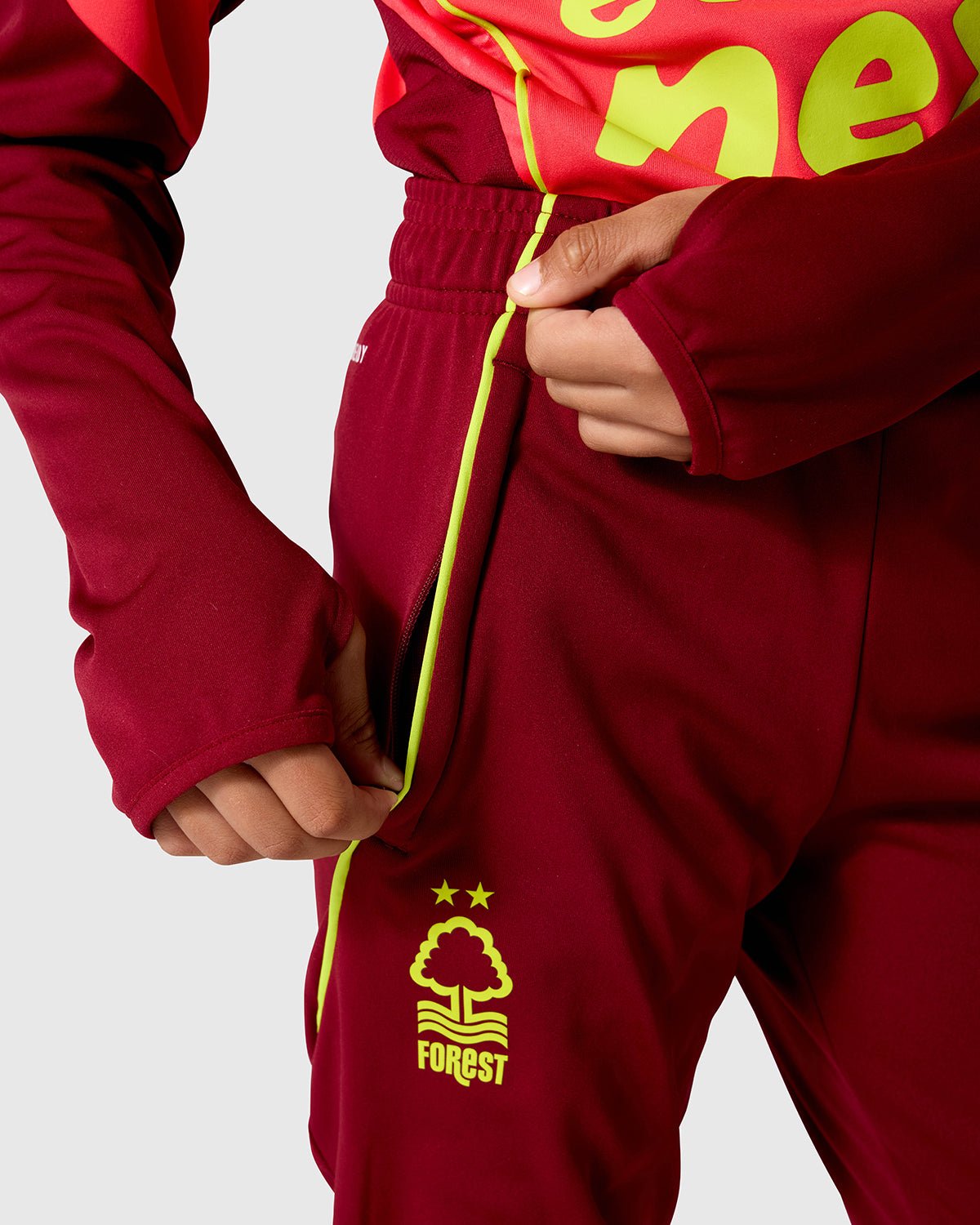 NFFC Junior Player Training Pants 25/26 - Nottingham Forest FC