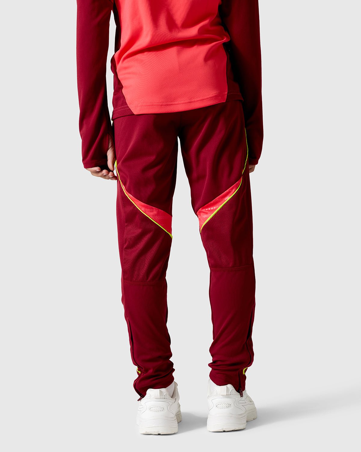 NFFC Junior Player Training Pants 25/26 - Nottingham Forest FC