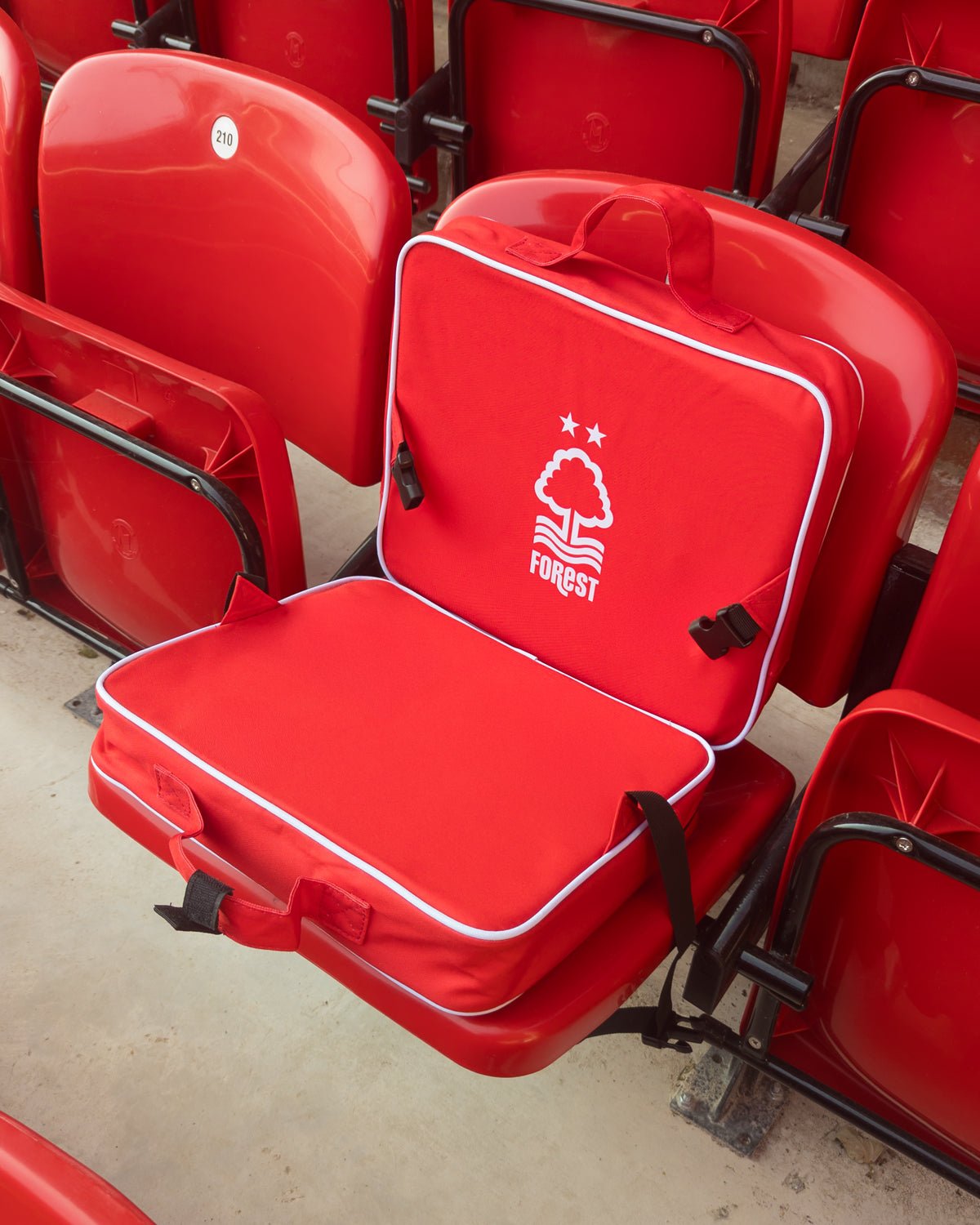 NFFC Portable Seat Cushion - Nottingham Forest FC