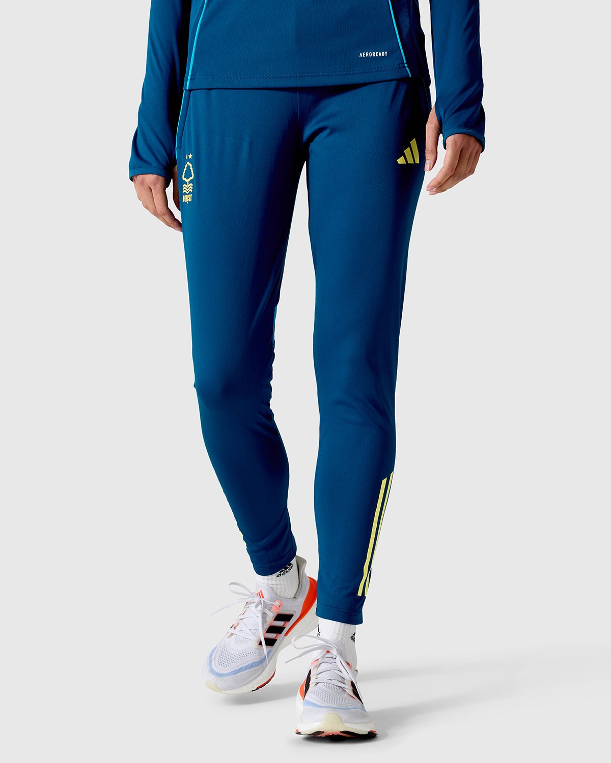NFFC Women's Coaches Training Pants 25/26 - Nottingham Forest FC
